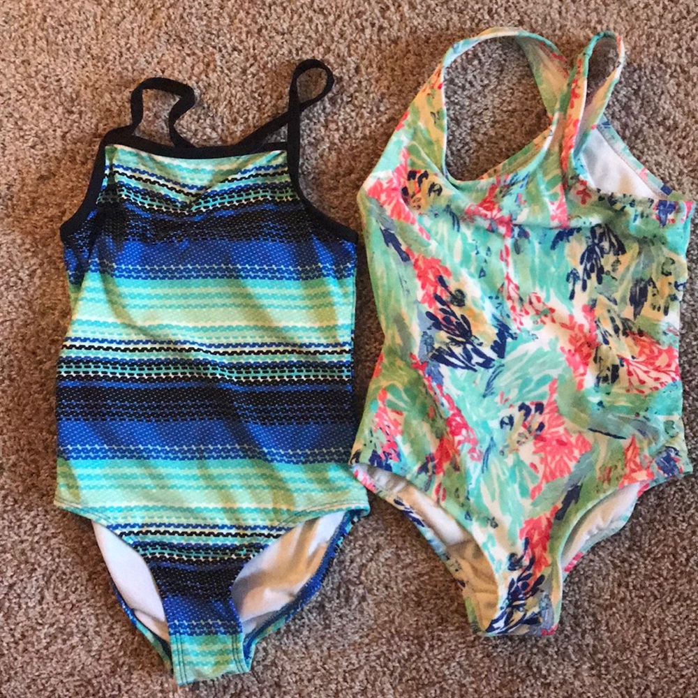 2 Old Navy bathing suits